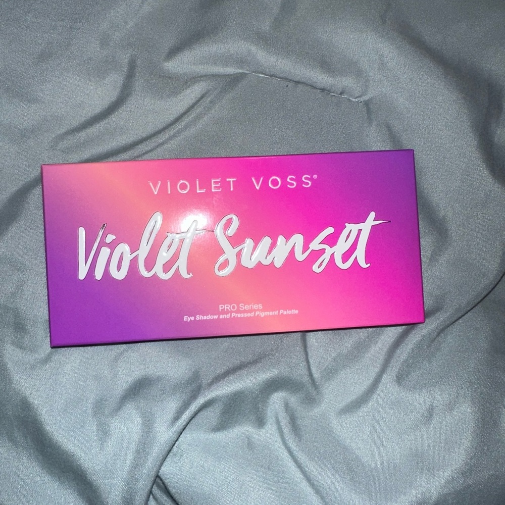 Violet Voss Violet sunset eyeshadow pallet